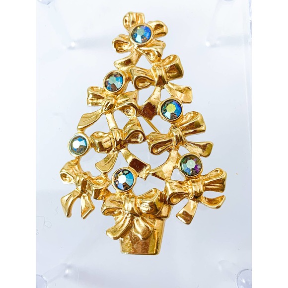 AVON 1992 Christmas Tree Brooch / Pin with Aurora Borealis Ornaments & Ribbons - Picture 1 of 4